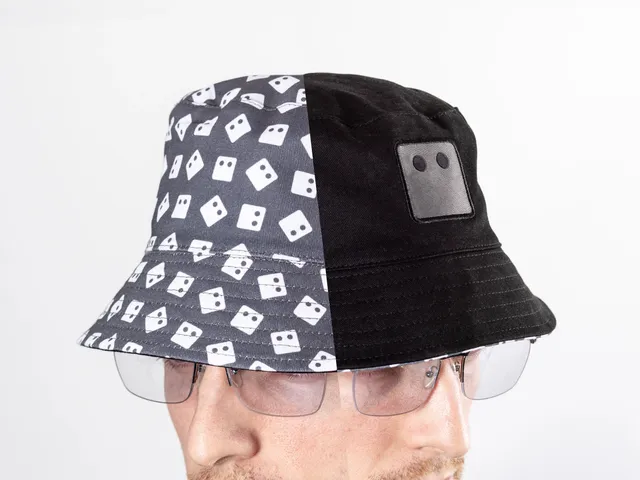 Intellijel Reversible Bucket Hat Hut Schwarz/Grau 60cm