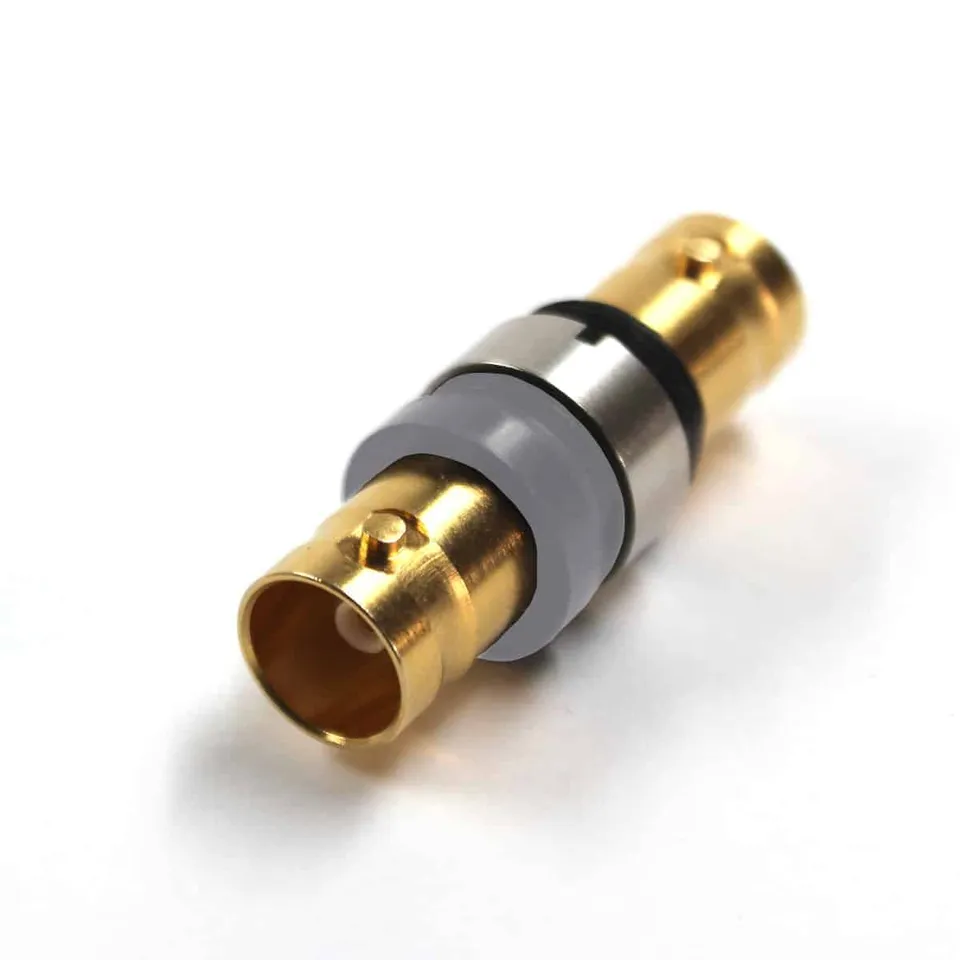 DAMAR+HAGEN BNCslim Gerätekupplung isoliert 12G 6GHz