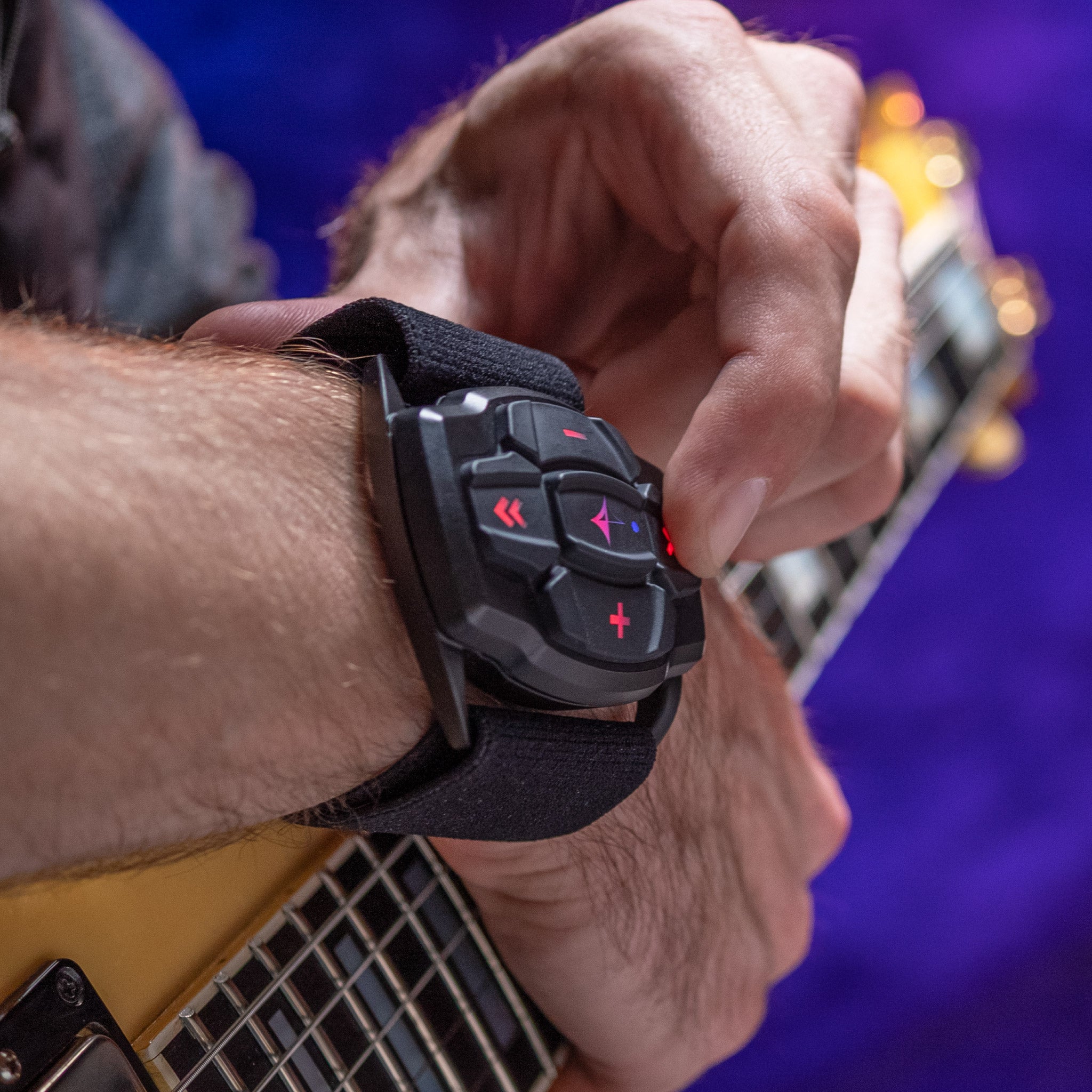 AirTurn CUE Bluetooth Notenwender Armband-Steuerung