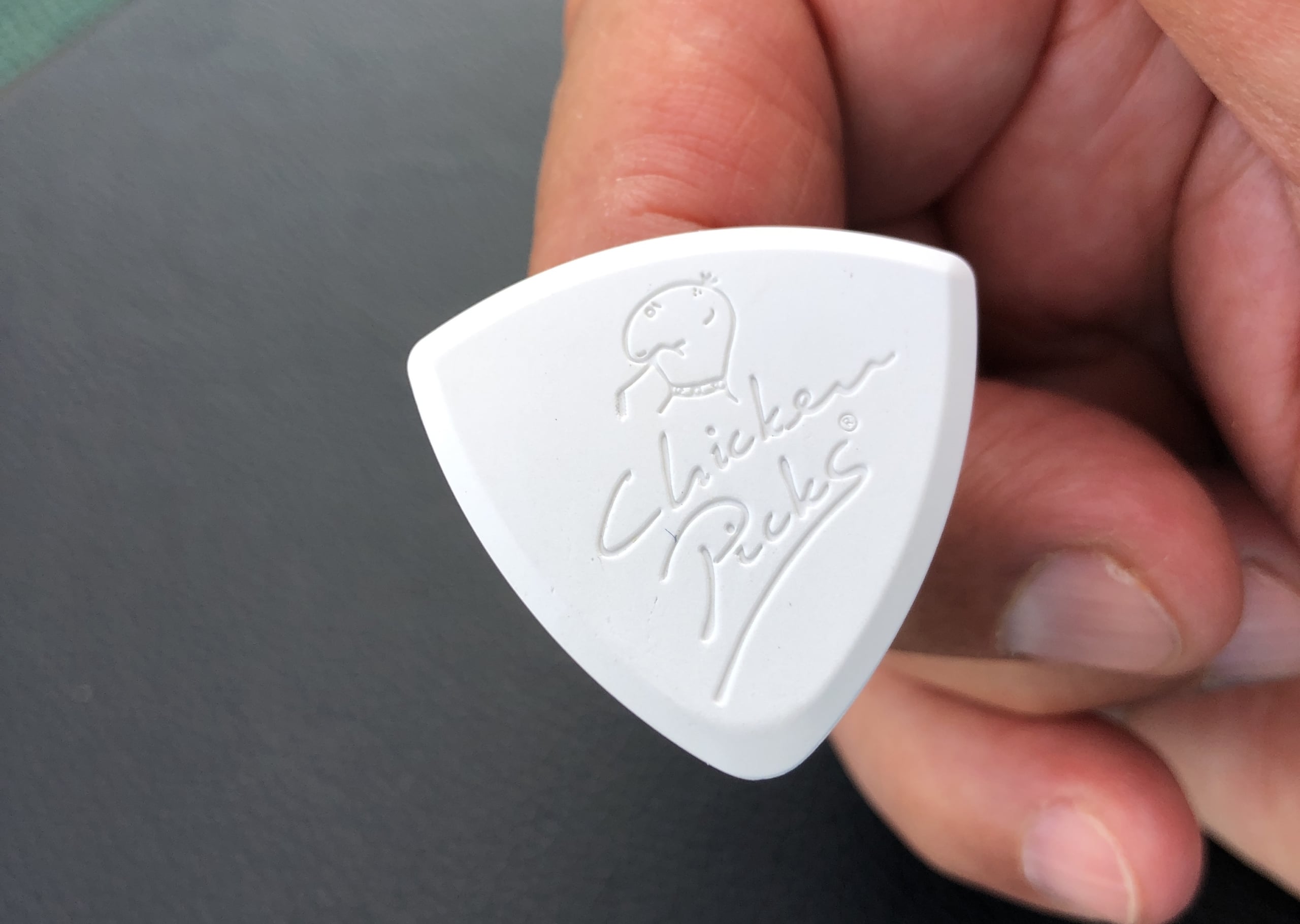 ChickenPicks Bermuda III XL 2,1 mm Bassplektrum Thermoset Dreieck