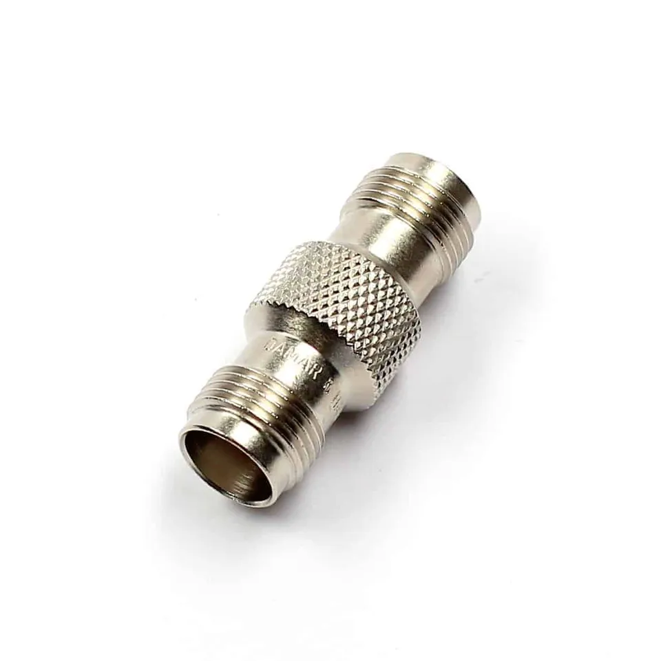 DAMAR+HAGEN TNC 50 Ohm Kabelkupplung Adapter