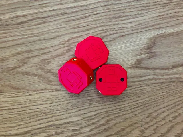 Intellijel Hub Mult Verteiler 4-Kanal Passiv Magnet