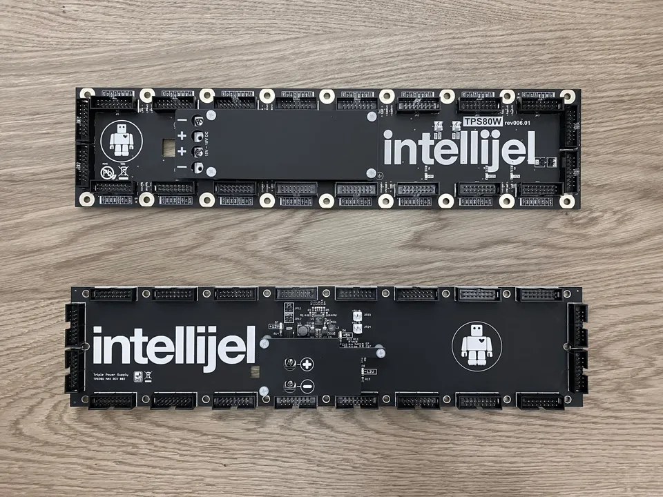 Intellijel Triple Power Busboard Eurorack Netzteil TPS80W